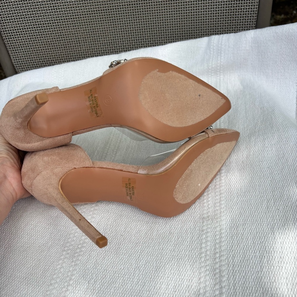 Kastra Light Nude Suede Rhinestone Pointed-Toe Pumps size 8 - Picture 6 of 10
